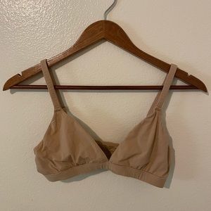 SKIMS Triangle “Fits Everybody” Bralette